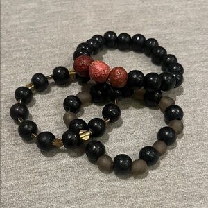 Elegant Black and Red Beaded Bracelet Set